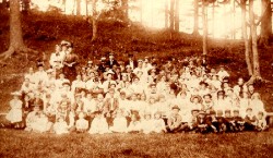 Methodist Church Picnic, early 1900's.